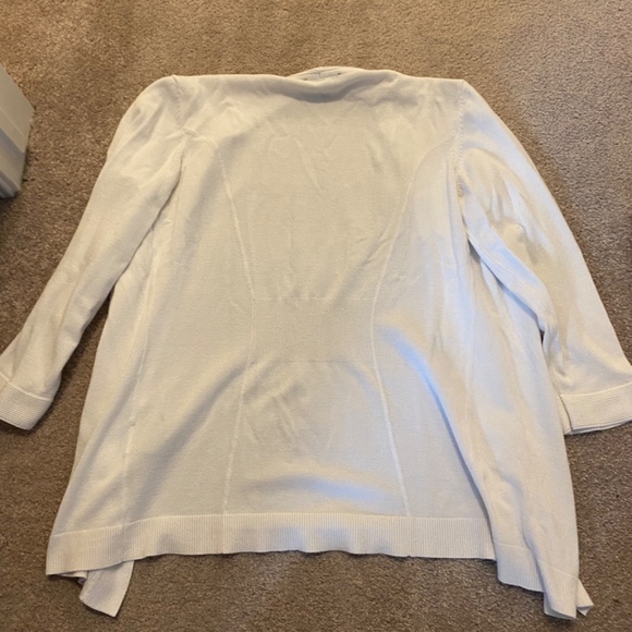 Le Chateau Cardigan - Picture 2 of 3